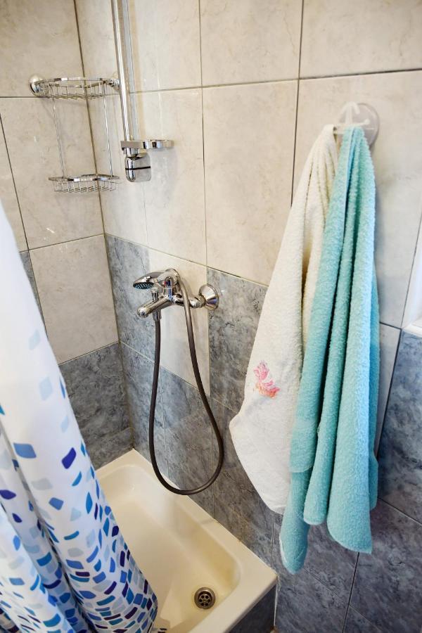 Apartments Novotny Banjol Bagian luar foto